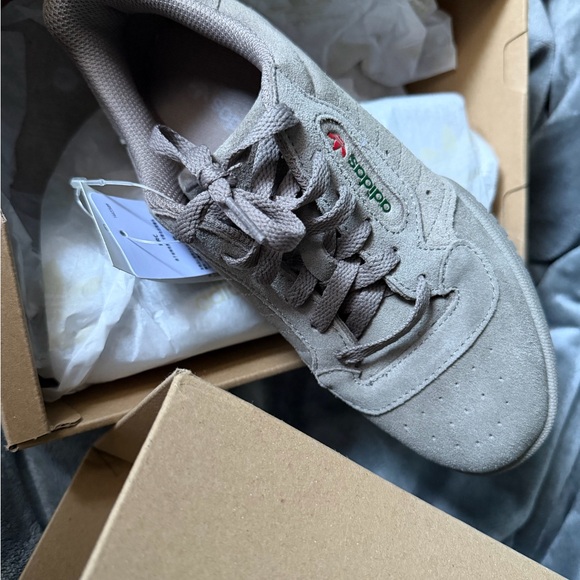 Adidas Beige Casual Sneakers